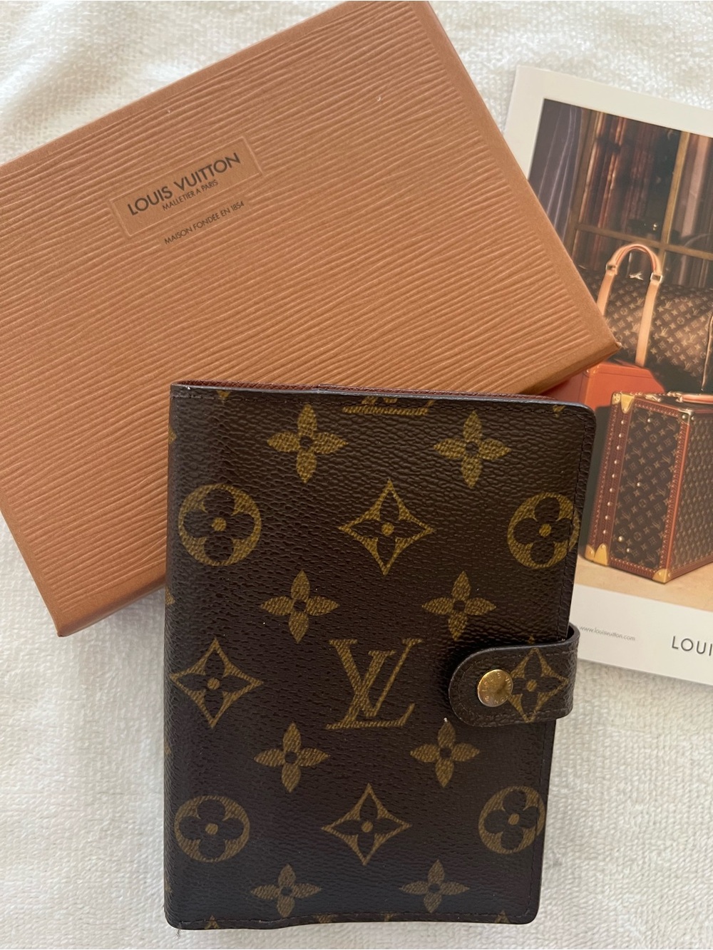 LOUIS VUITTON Small Ring Agenda PM Monogram with original box and pen